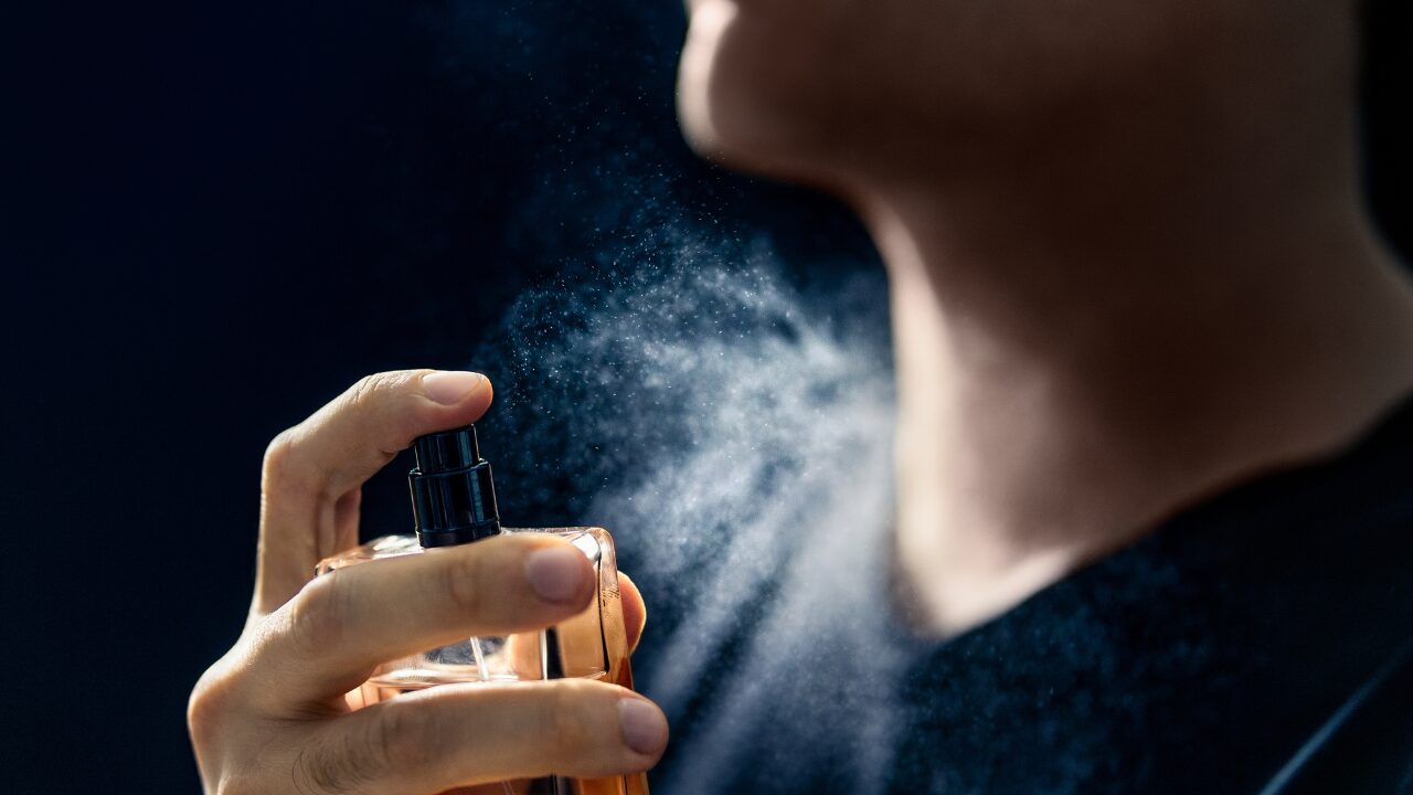 フェロモン香水の正体！利用する効果やメリットについて
